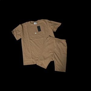 Tee shirt with shorts